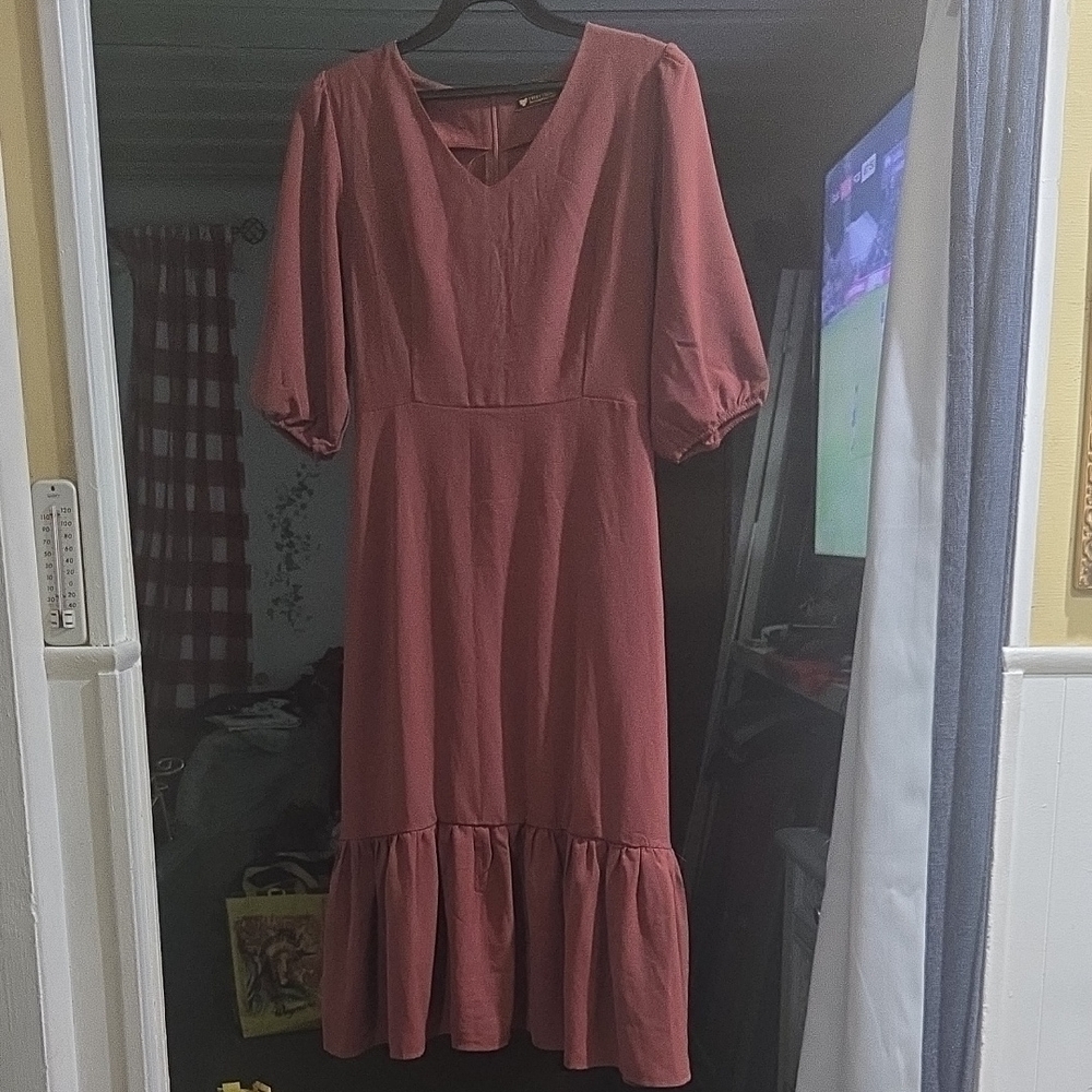 Elegant Pink Midi Dress. Everything, Delivering Luxury To You.